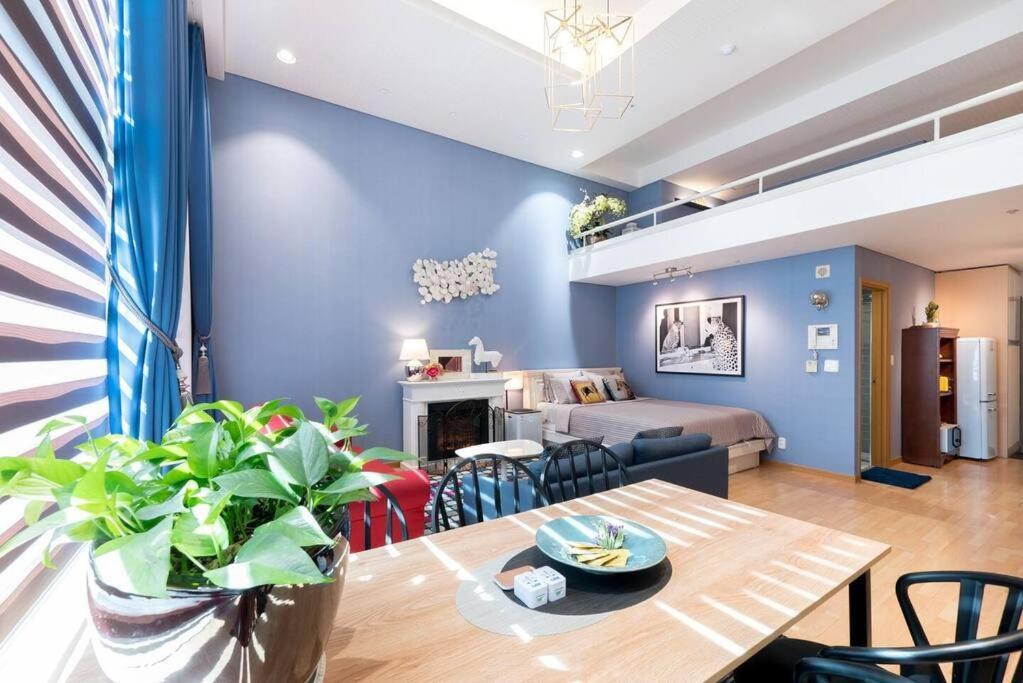 Apartment Beautiful Duplex In Hongdae *