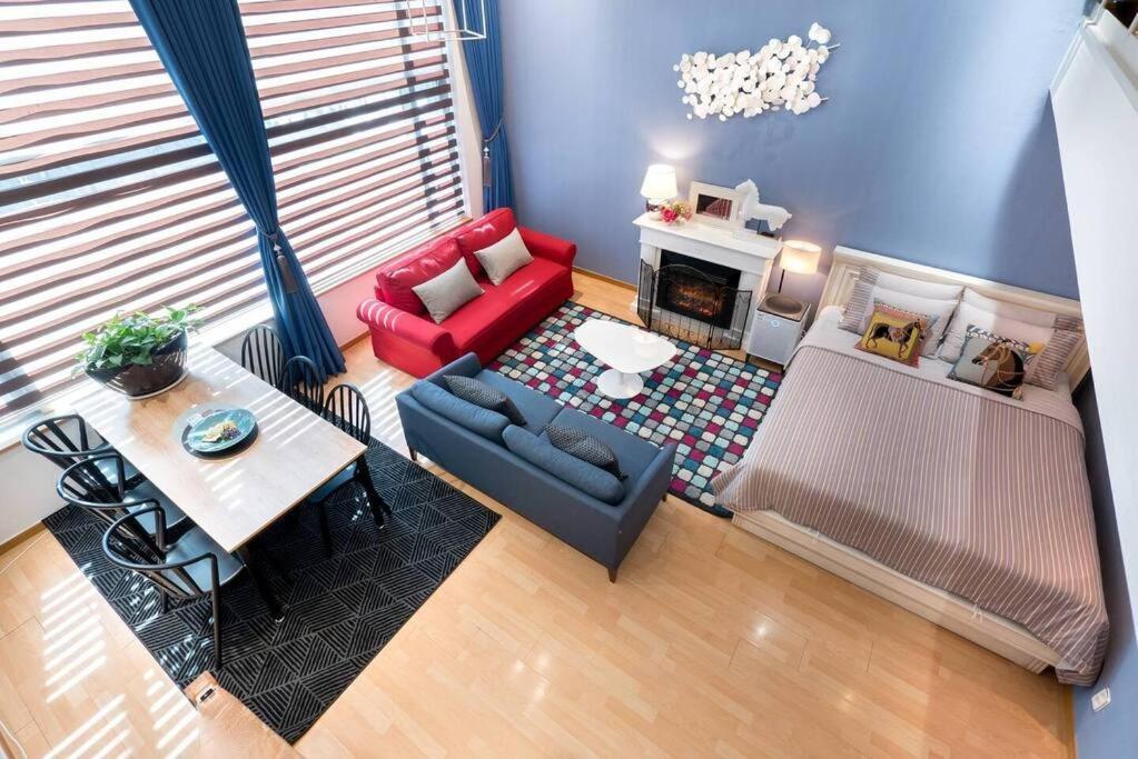 Beautiful Duplex In Hongdae
